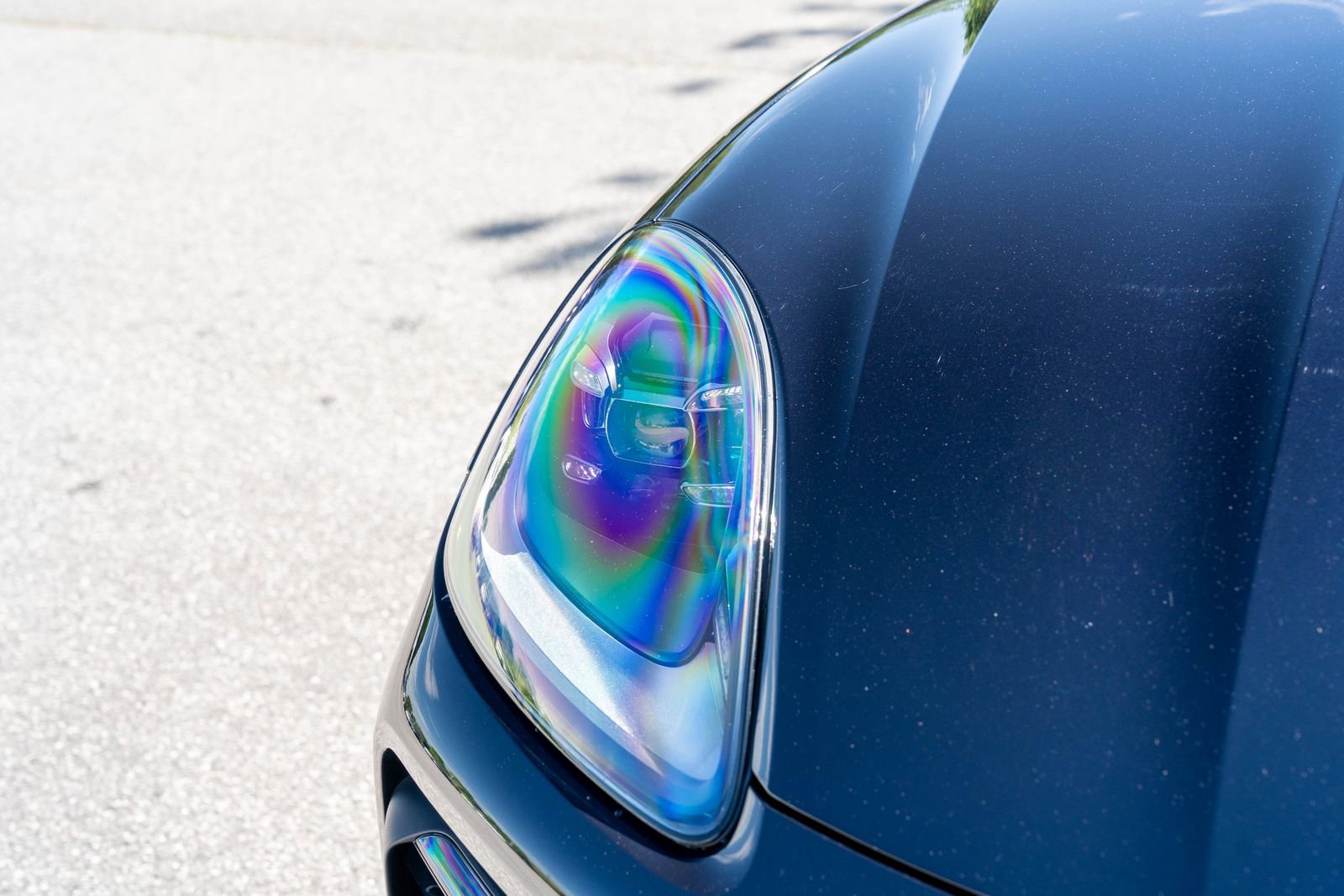 Certified 2023 Porsche Cayenne Platinum Edition image 19