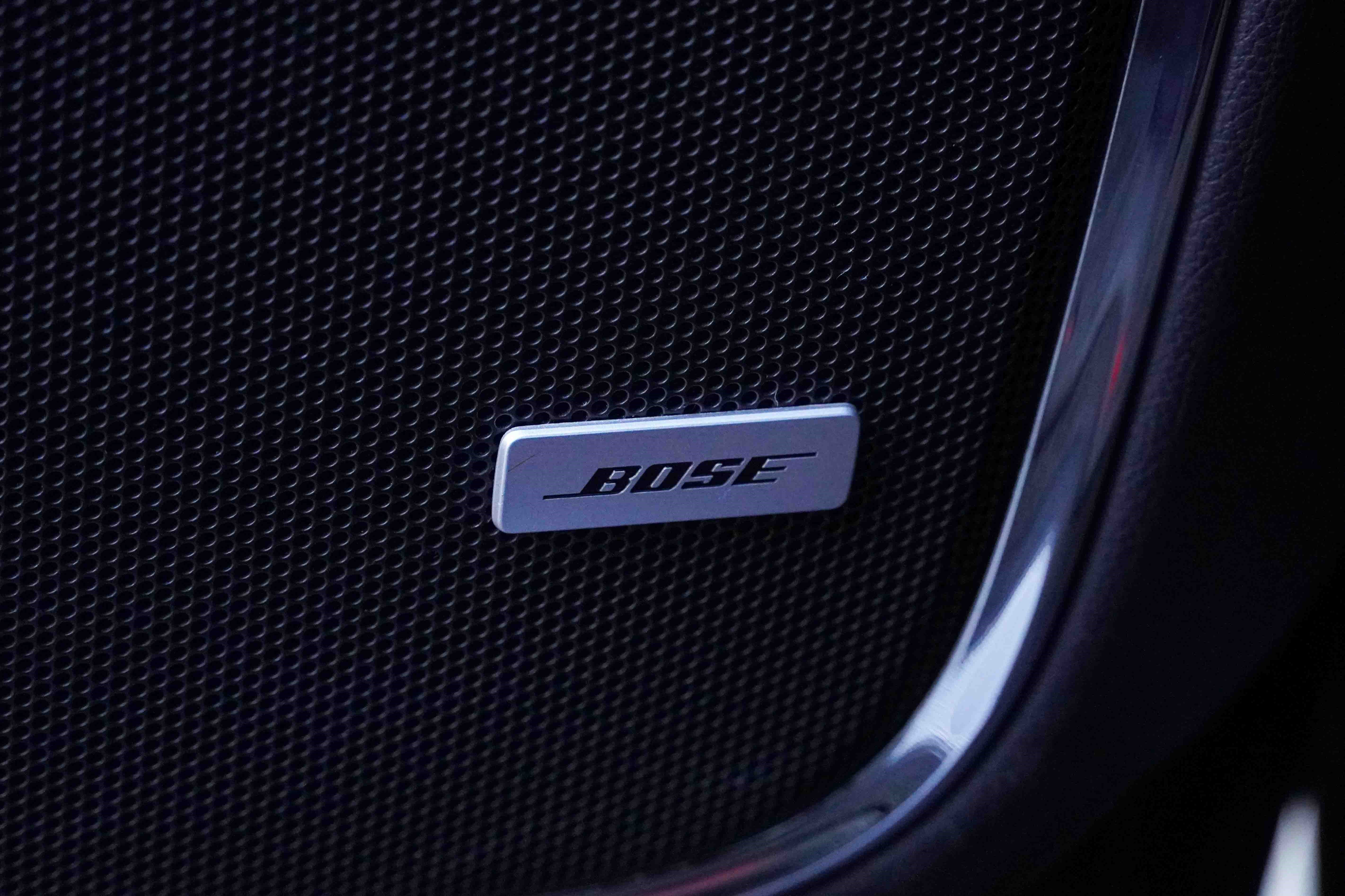 Used 2018 GMC Yukon XL SLT w/ Open Road Package image 16