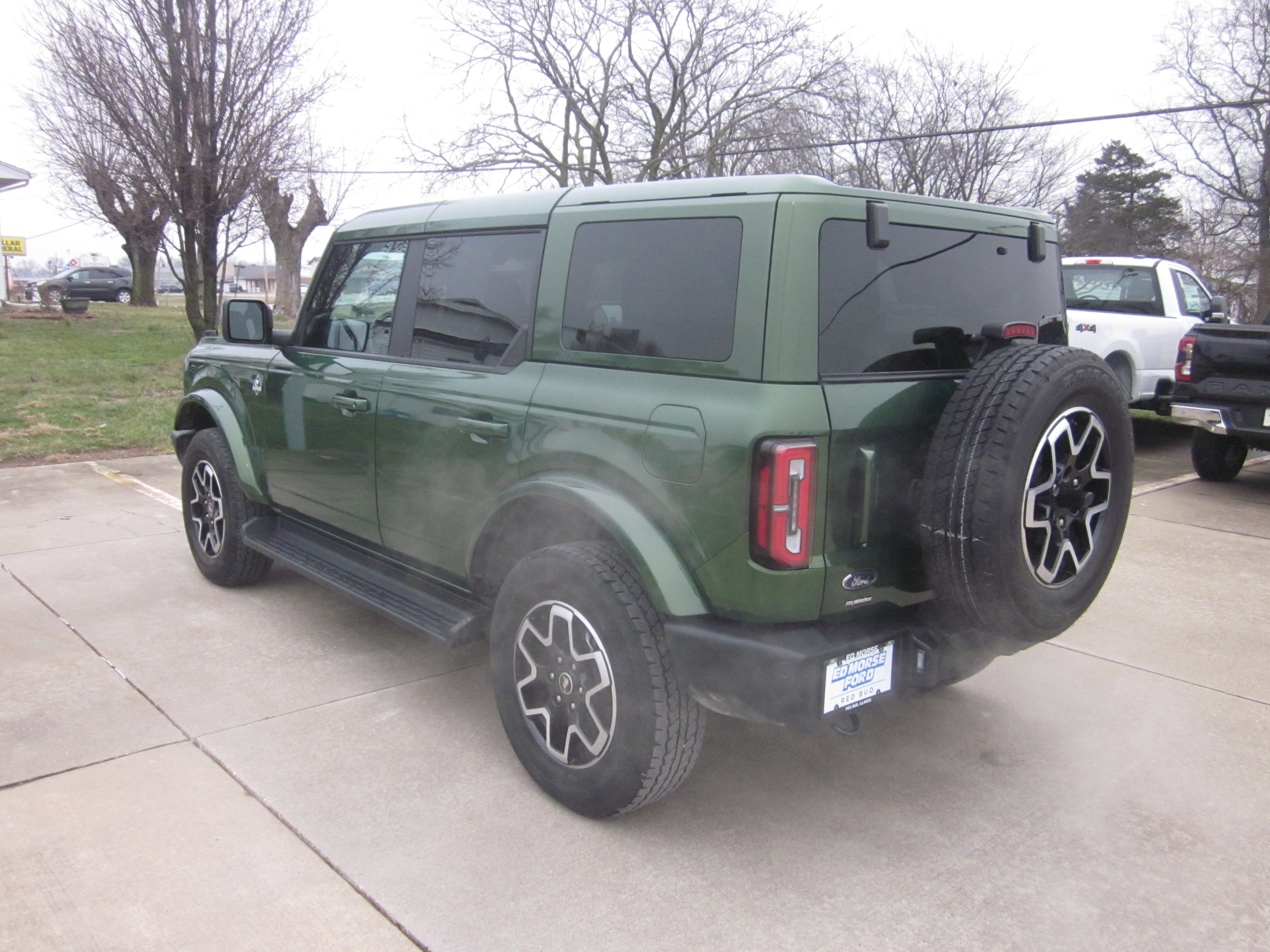 Used 2025 Ford Bronco Outer Banks image 4