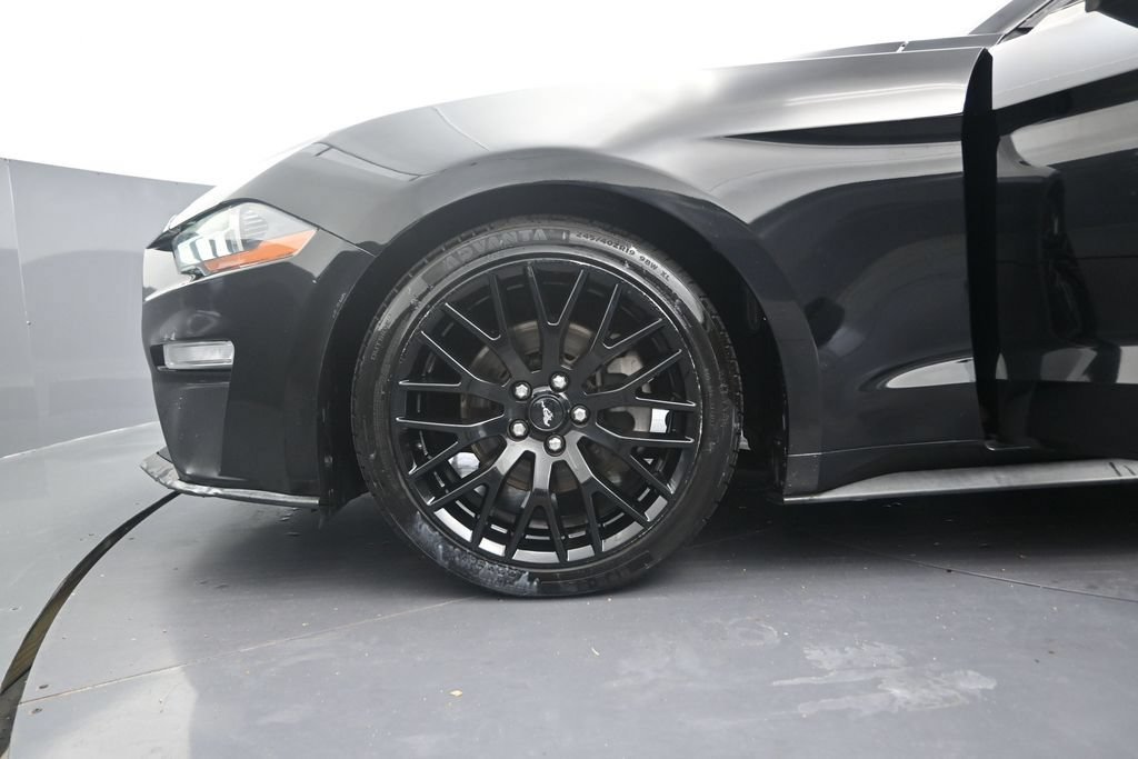 Used 2025 Lexus IS 350 F Sport w/ Accessory Package RWD image 15