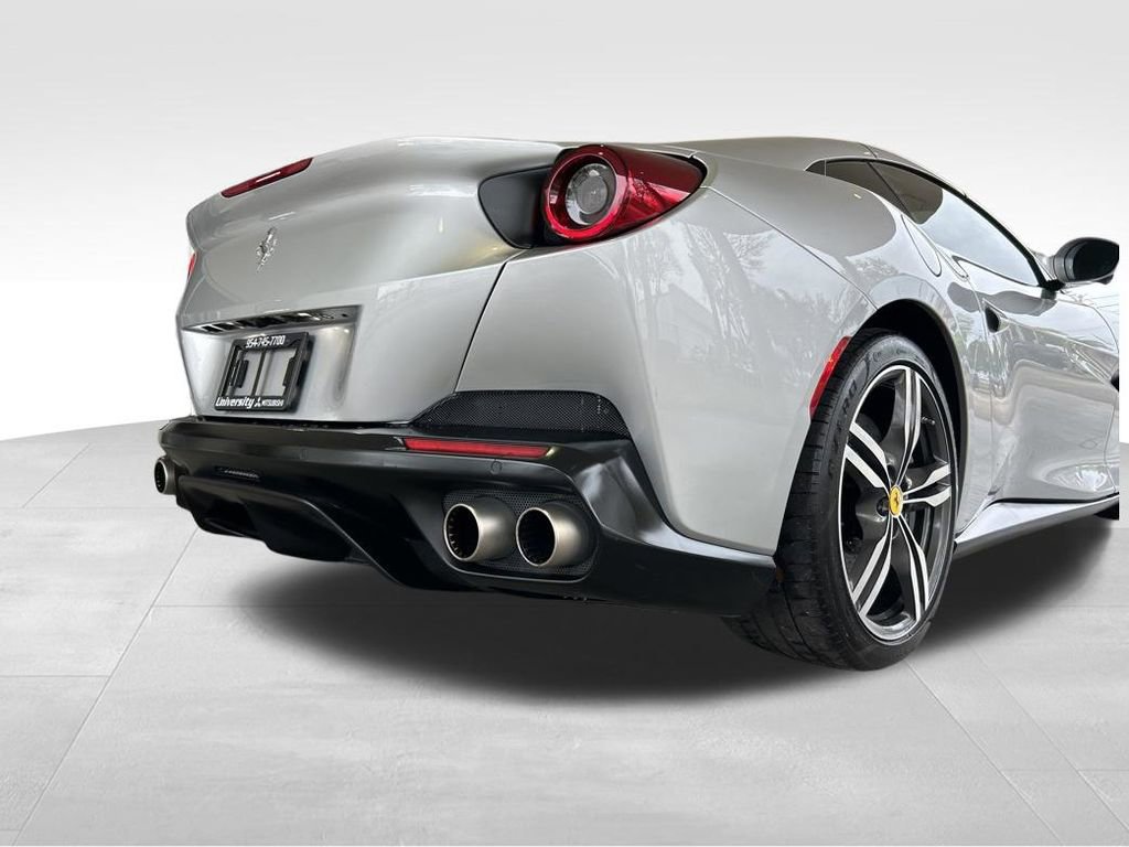 Used 2019 Ferrari Portofino RWD image 35
