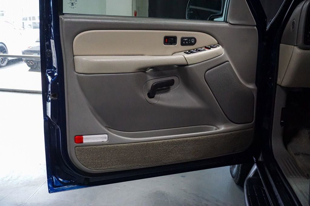 Used 2001 GMC Yukon XL 4WD image 18