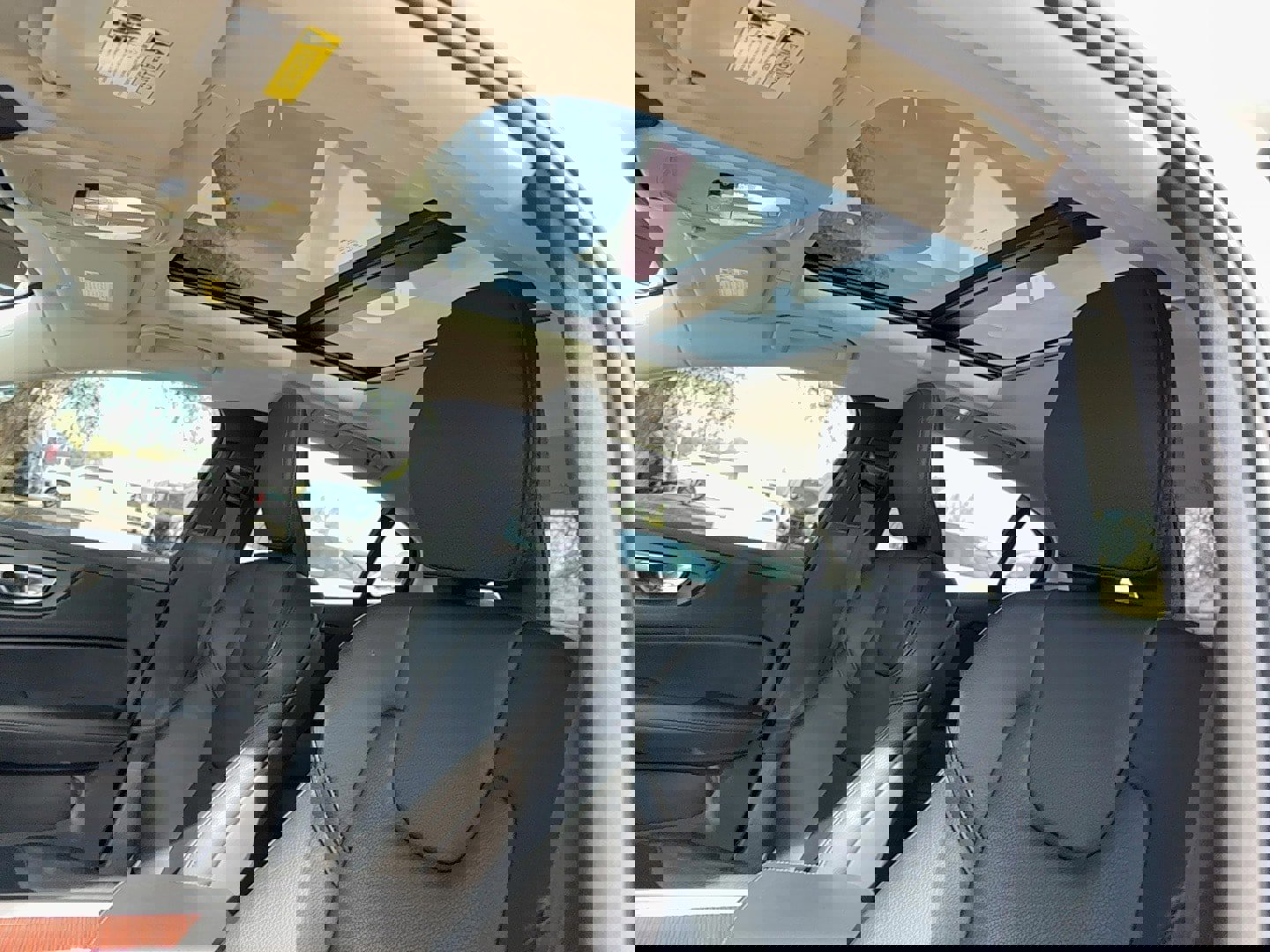 Certified 2024 Volvo S60 B5 Plus image 13