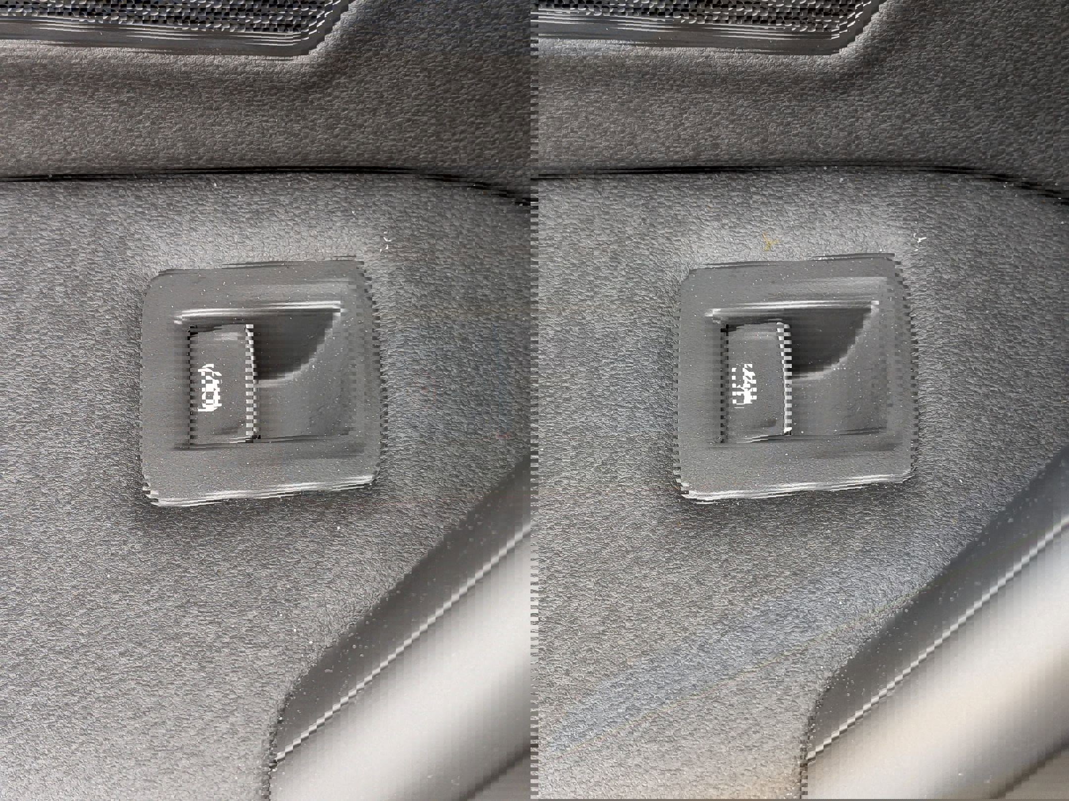 Used 2024 Volkswagen Tiguan SE R-Line image 28