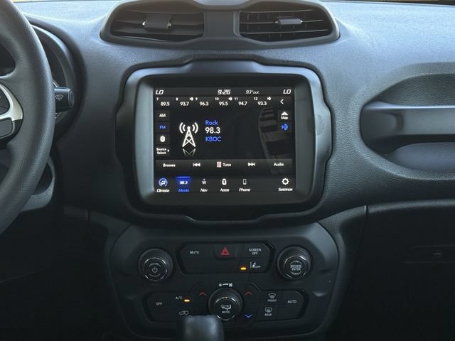 Used 2023 Jeep Renegade Latitude AWD/4WD image 16