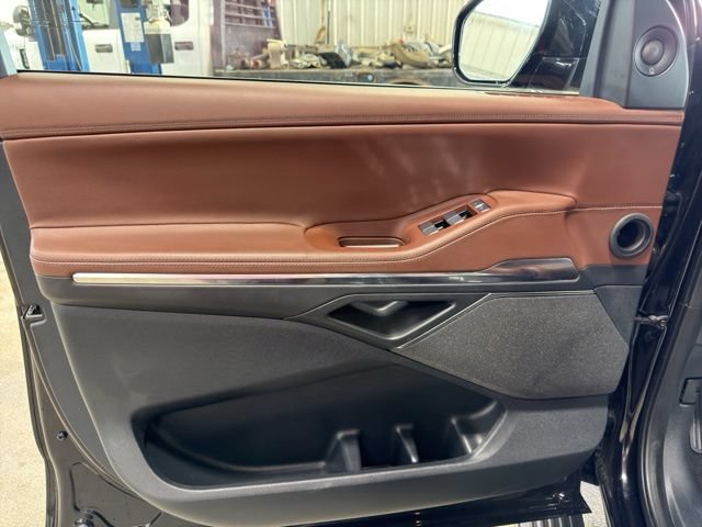 Used 2025 Lincoln Navigator L Reserve AWD/4WD image 27