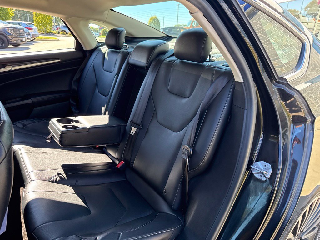 Used 2018 Ford Fusion Titanium AWD/4WD image 20