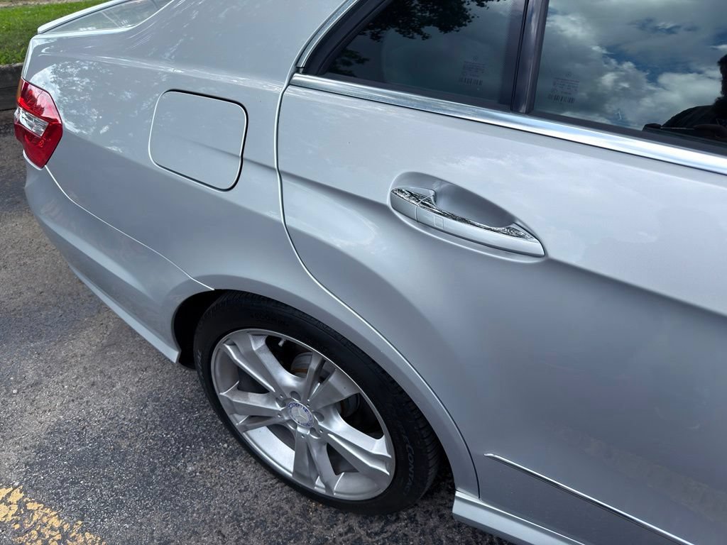 Used 2012 Mercedes-Benz E 350 4MATIC Sedan image 5