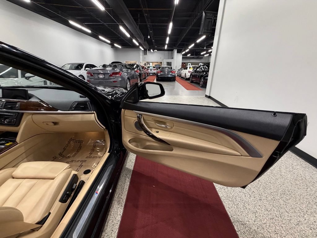 Used 2014 BMW 435i Convertible RWD image 33