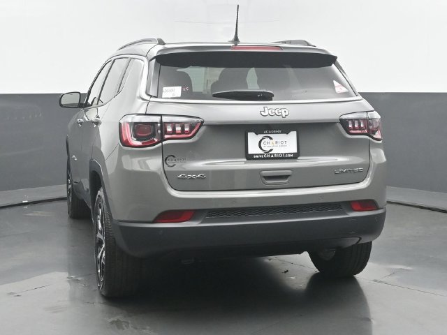 New 2026 Jeep Compass Limited w/ Sun, Sound & Navigation Group AWD/4WD image 5
