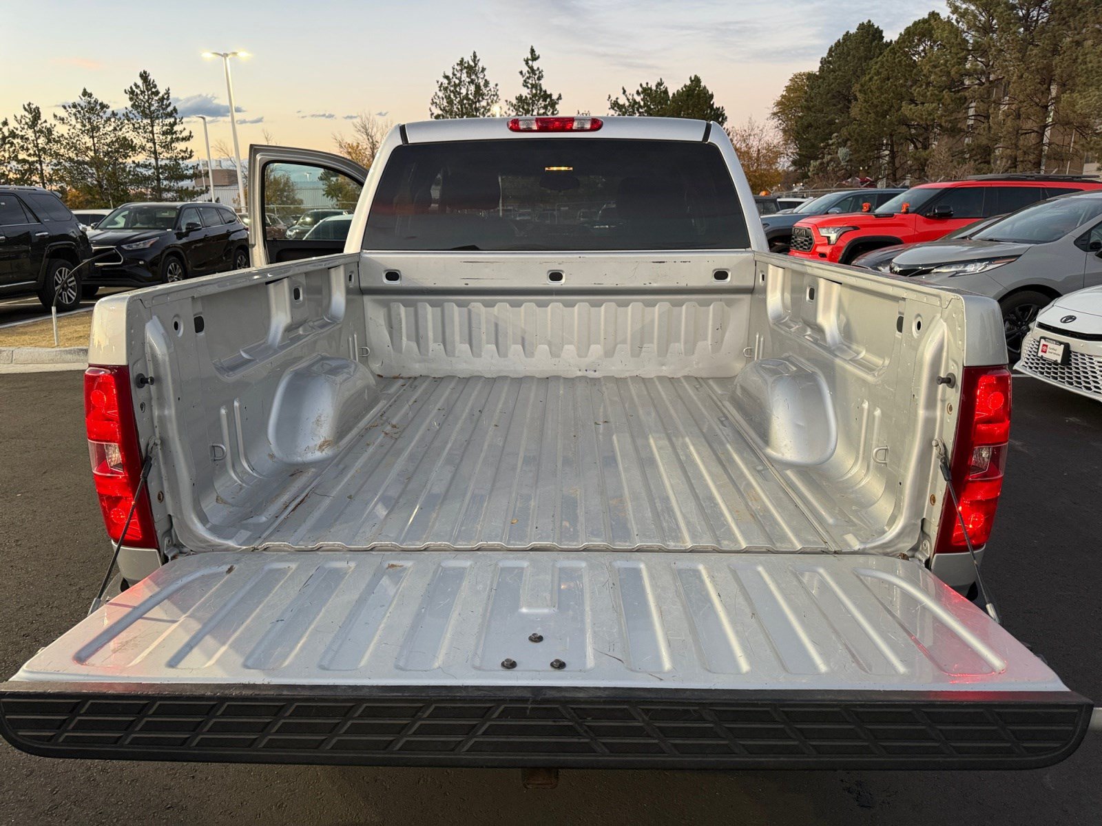 Used 2011 Chevrolet Silverado 1500 LT w/ All-Star Edition AWD/4WD image 32