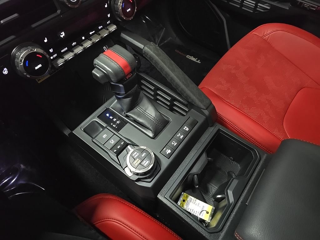 Used 2024 Toyota Tacoma TRD Pro AWD/4WD image 27