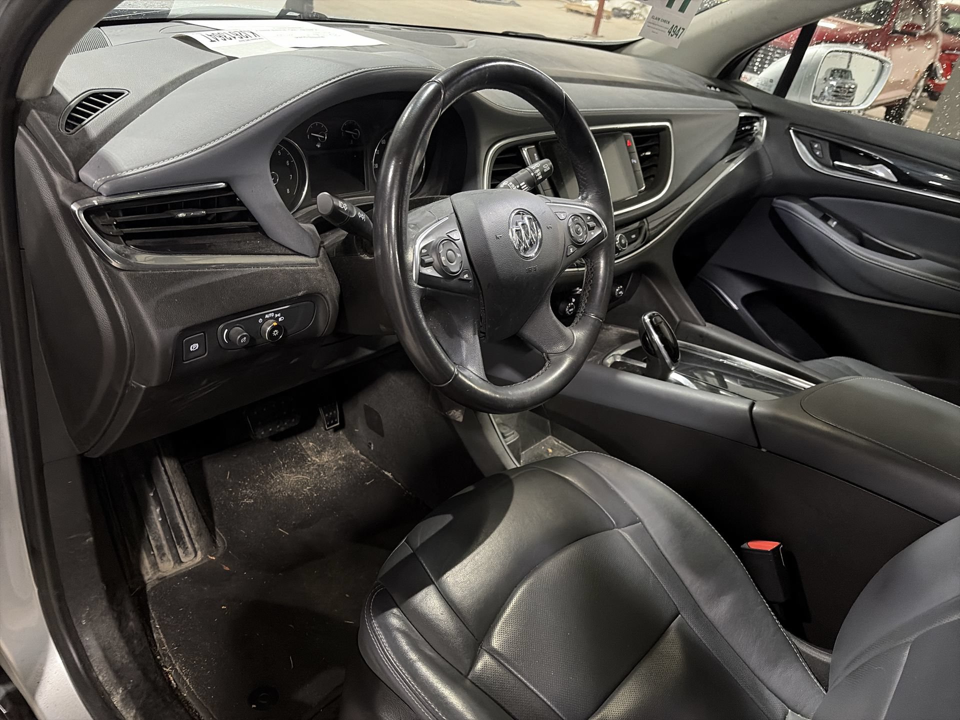 Used 2019 Buick Enclave Essence AWD/4WD image 11