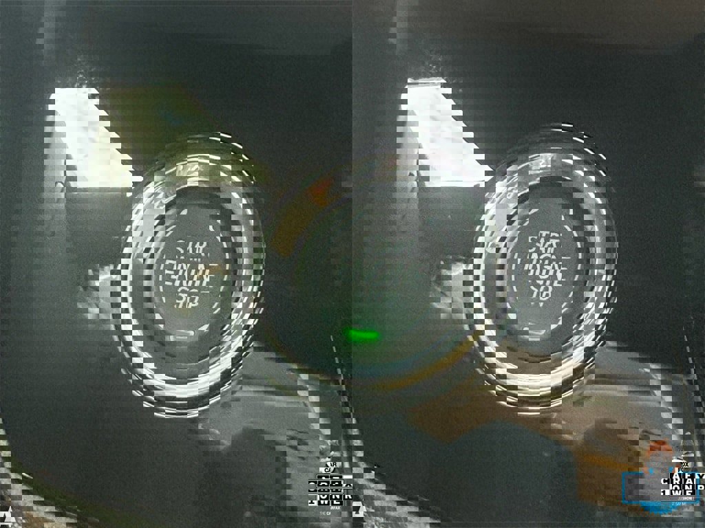 Used 2025 Buick Envision Sport Touring image 25