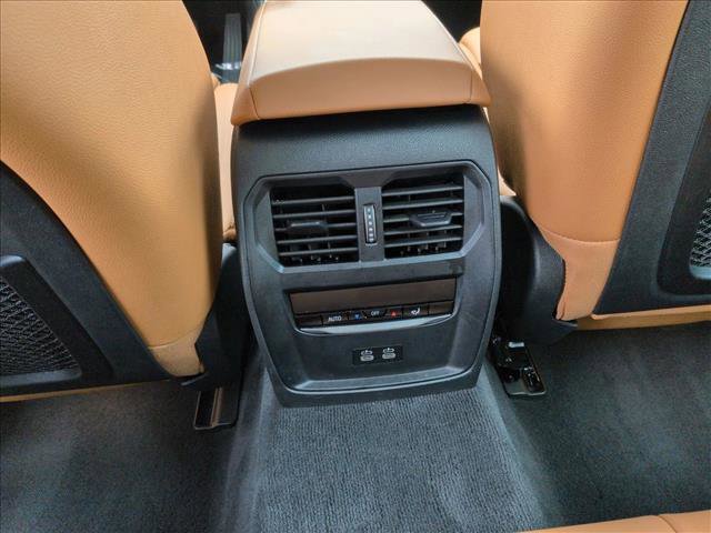 Used 2024 BMW i4 eDrive35 w/ Convenience Package RWD image 18
