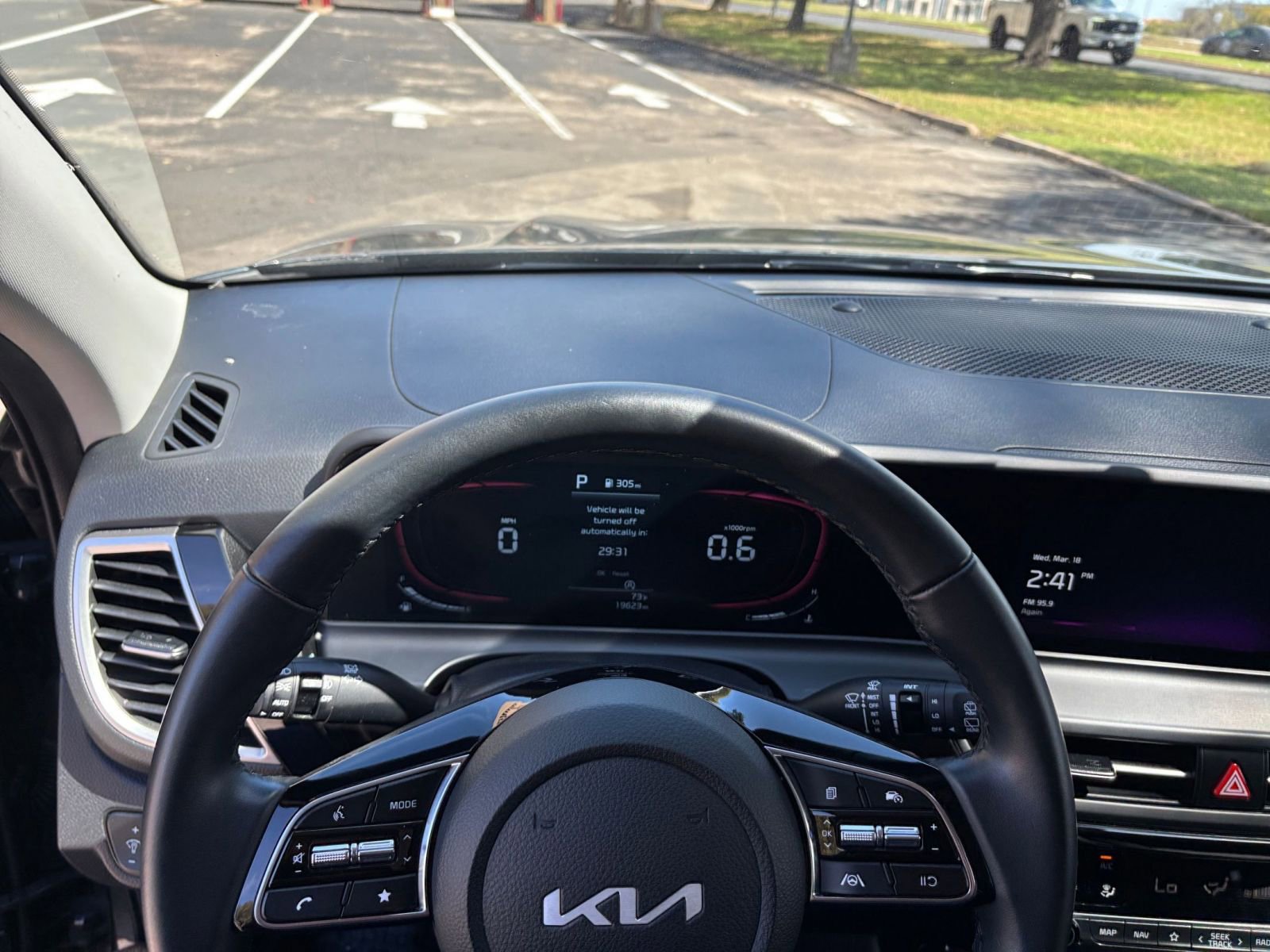 Used 2025 Kia Seltos S image 29