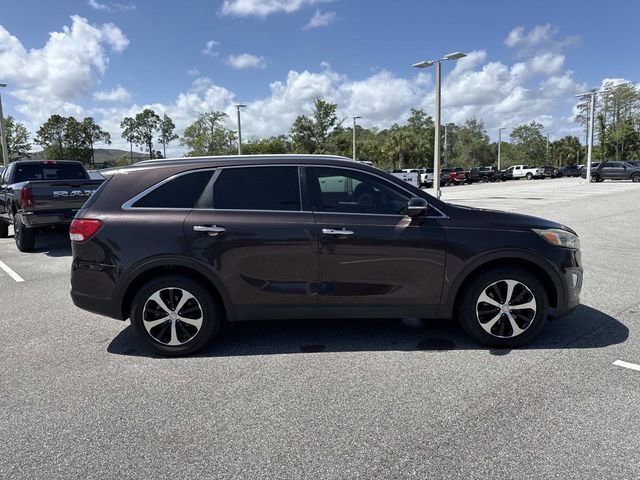 Used 2017 Kia Sorento EX w/ EX Premium Package image 2