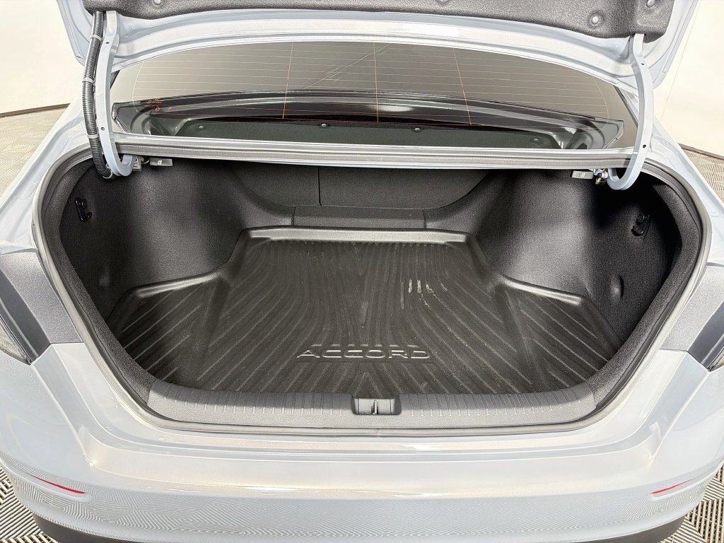 Used 2025 Honda Accord Sport image 25