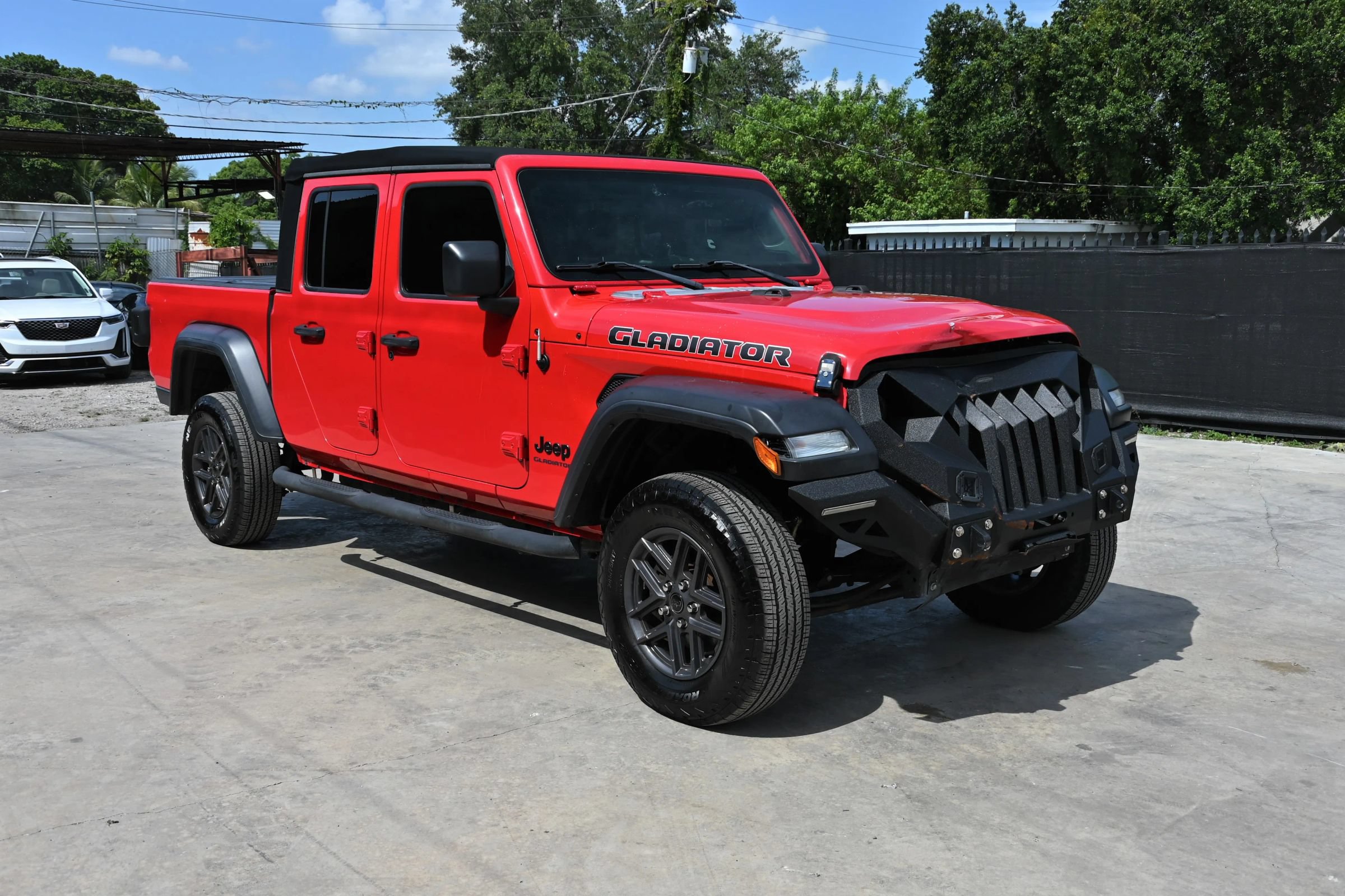 Used 2020 Jeep Gladiator Sport w/ Quick Order Package 24S AWD/4WD image 2