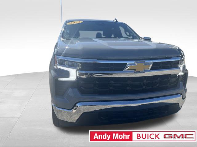 Used 2024 Chevrolet Silverado 1500 LT AWD/4WD image 3