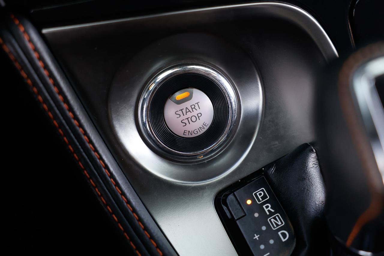Used 2023 Nissan Maxima SR w/ Sport Mat Group FWD image 30
