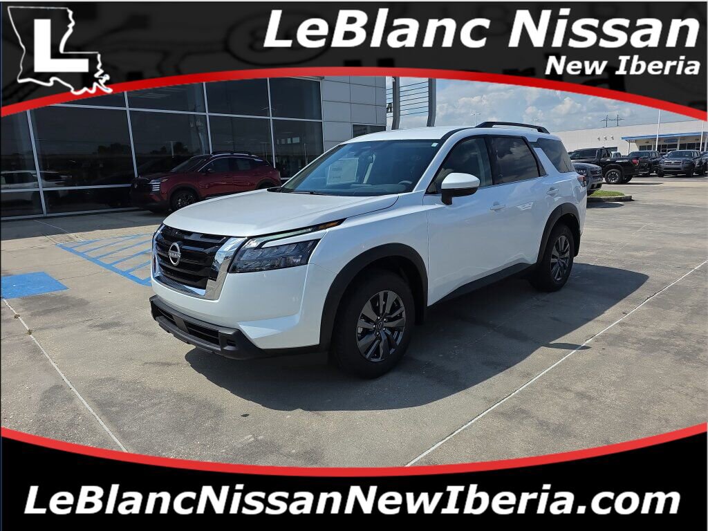 New 2025 Nissan Pathfinder SV