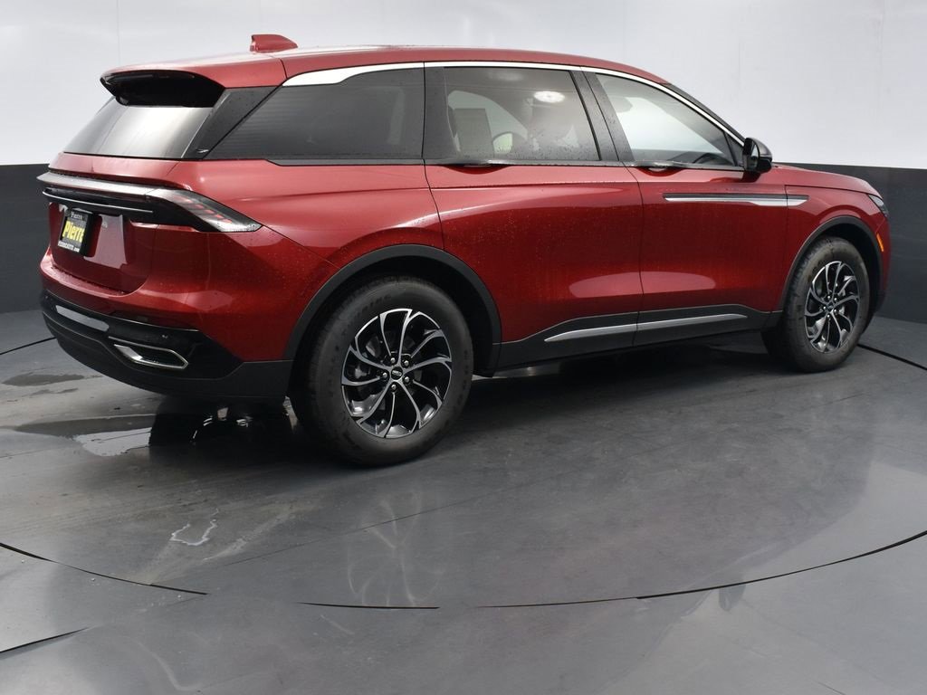 New 2025 Lincoln Nautilus Premier w/ Equipment Group 102A image 6