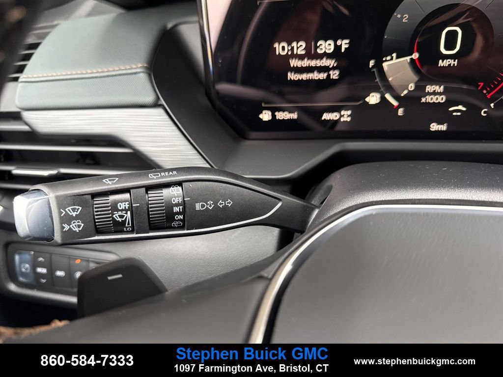 New 2026 GMC Acadia AT4 image 18