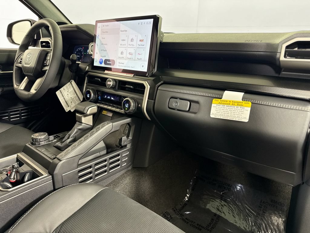 Used 2026 Toyota 4Runner Limited AWD/4WD image 37