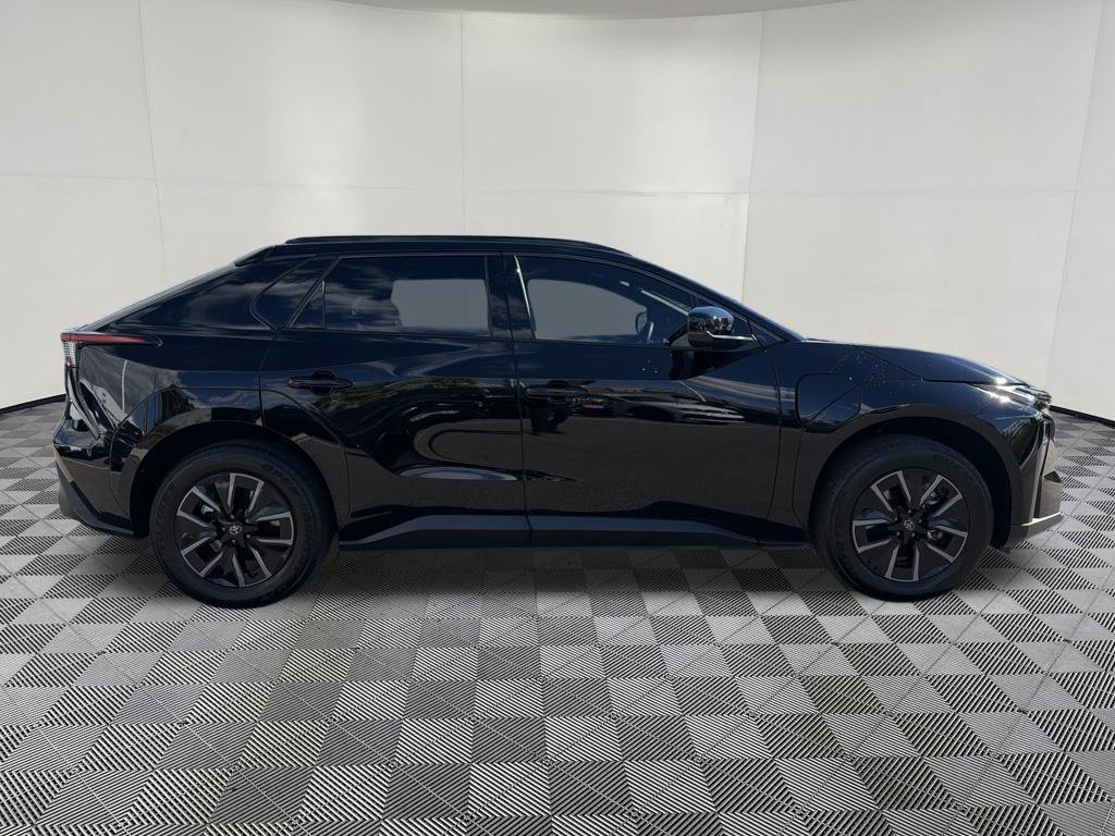 Used 2026 Toyota bZ AWD/4WD image 9