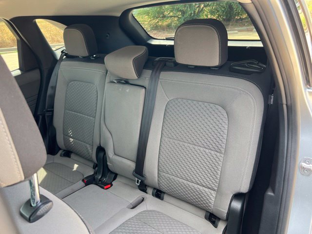 Certified 2022 Ford Escape SE w/ SE Sport Appearance Package FWD image 17