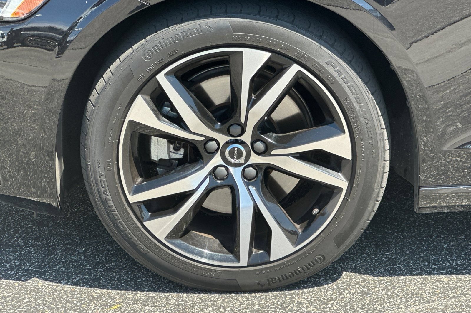 Used 2024 Volvo S60 B5 Core FWD image 36