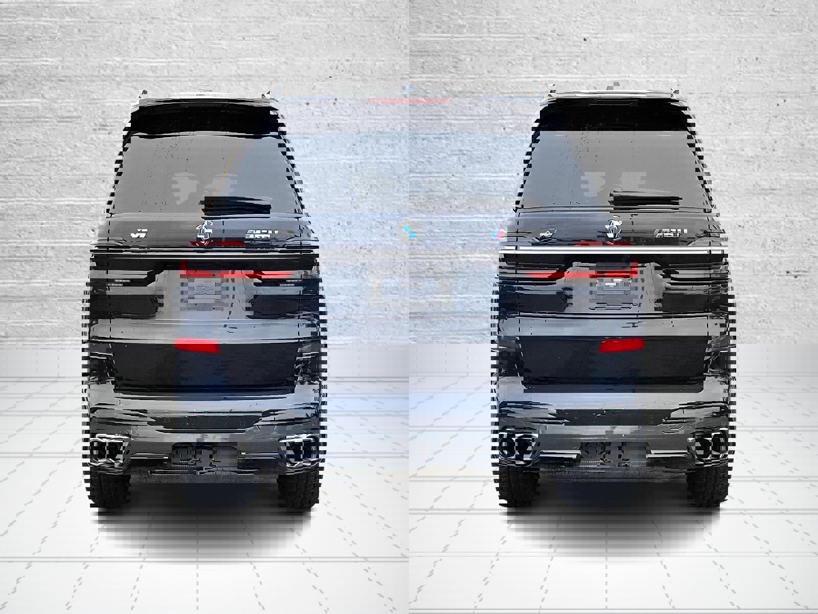 Used 2023 BMW X7 M60i w/ Executive Package image 5