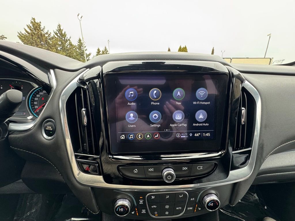 Used 2023 Chevrolet Traverse LT image 23