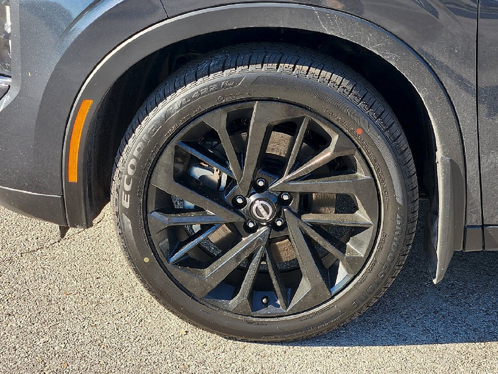 New 2026 Nissan Rogue SL AWD/4WD image 10