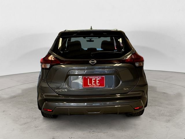 Used 2022 Nissan Kicks SR w/ Interior Electronics Package FWD image 4