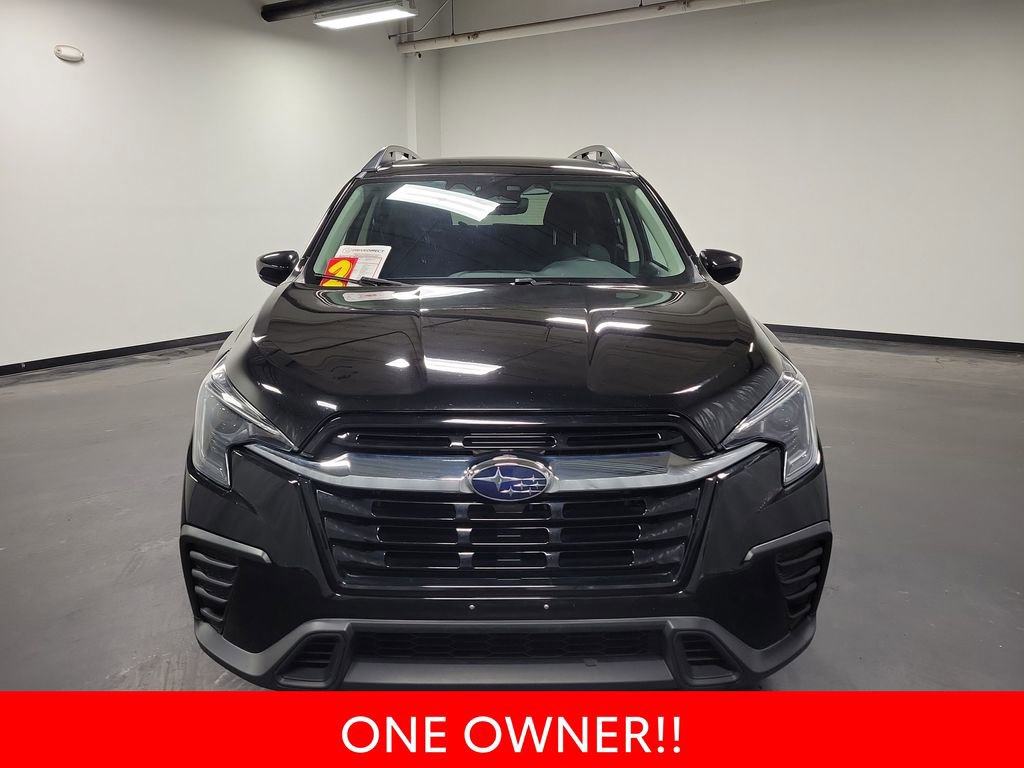 Used 2024 Subaru Ascent Premium w/ Convenience Package image 3