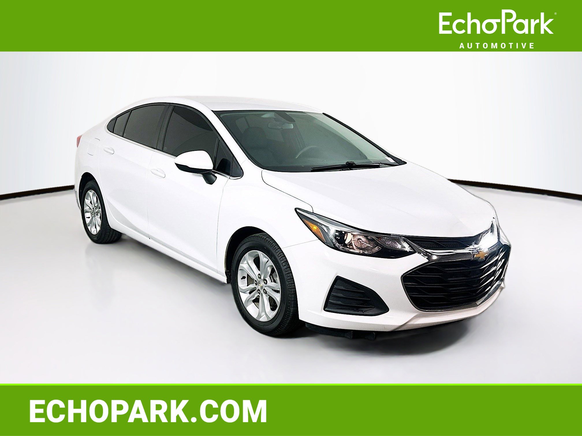 Used 2019 Chevrolet Cruze LT image 1