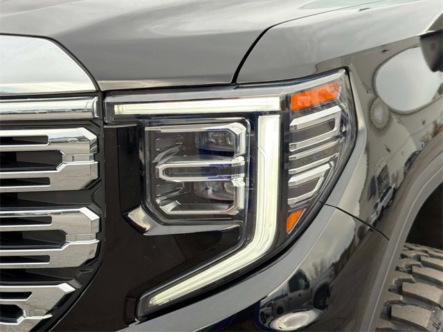 Used 2023 GMC Sierra 1500 Denali w/ Denali Reserve Package image 9