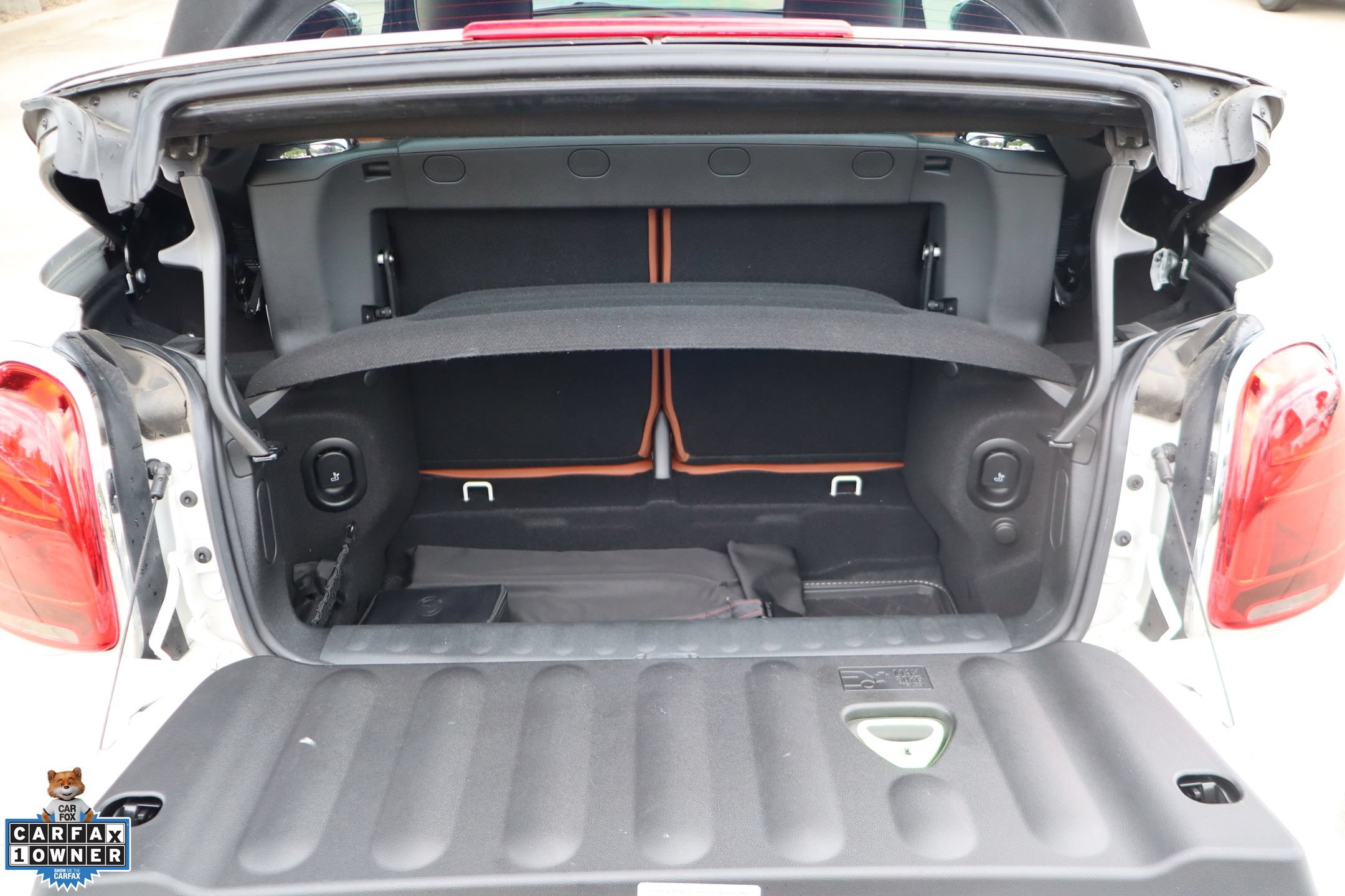 Used 2024 MINI Cooper Convertible w/ Signature Upholstery Package FWD image 25
