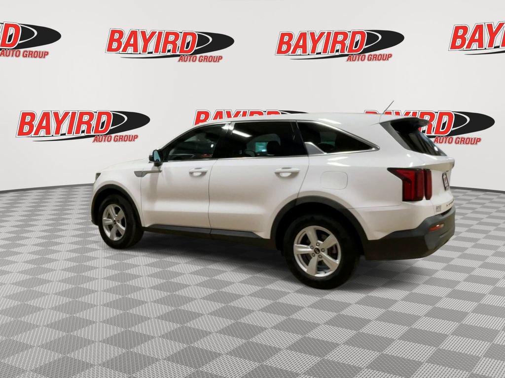 Used 2021 Kia Sorento LX FWD image 6