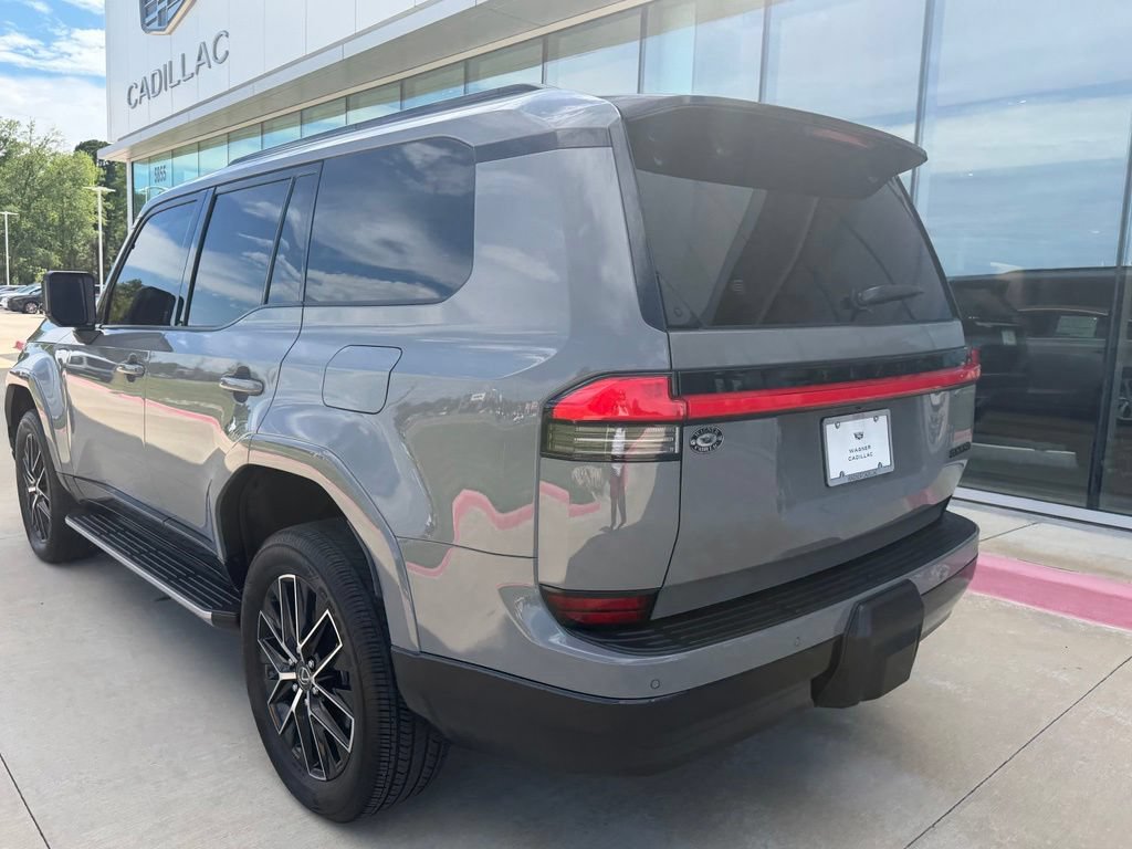 Used 2025 Lexus GX 550 w/ Cold Area Package AWD/4WD image 3