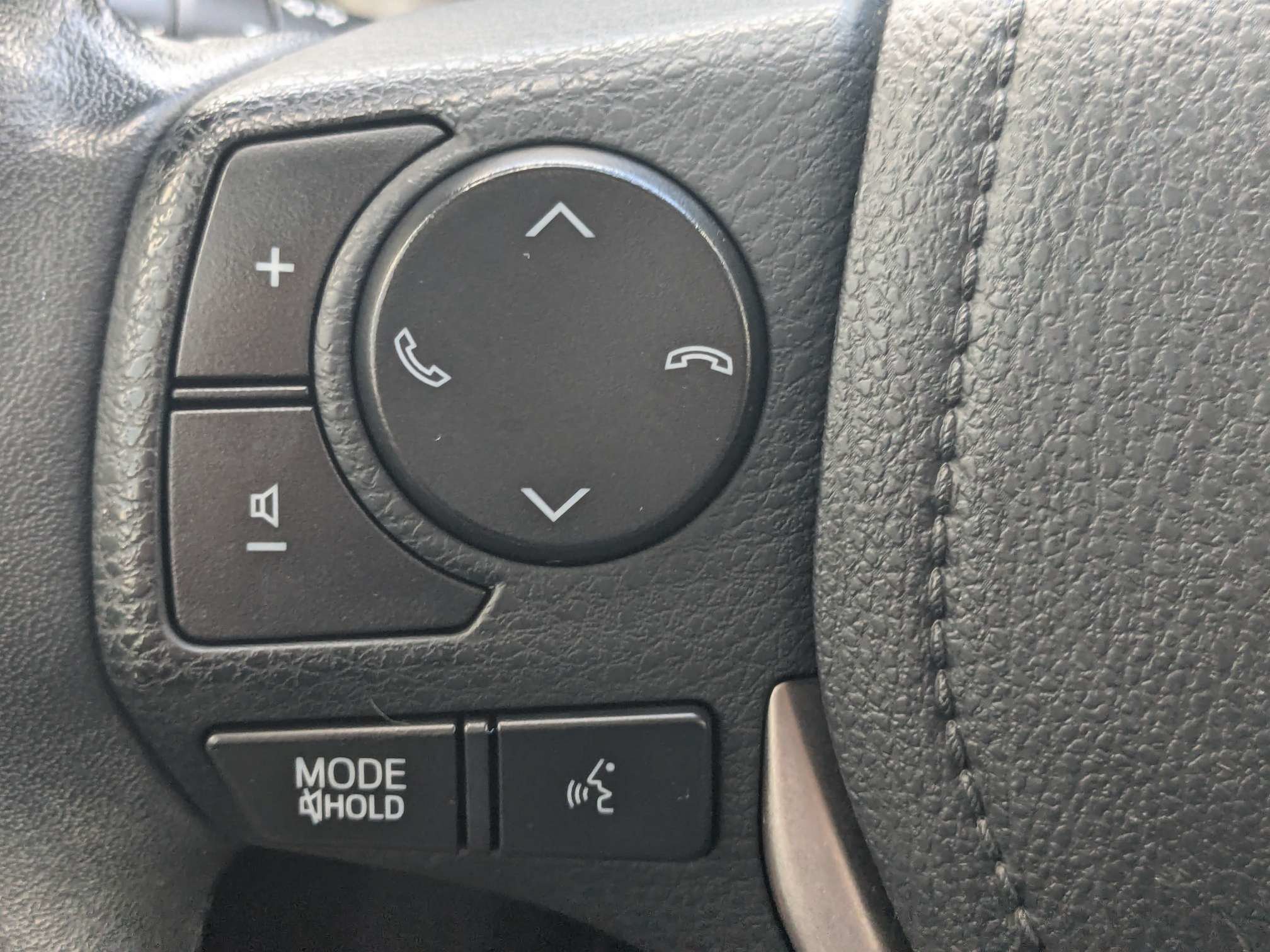 Used 2016 Toyota RAV4 Limited AWD/4WD image 31