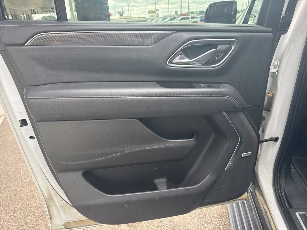 Used 2021 GMC Yukon XL AT4 w/ AT4 Premium Package AWD/4WD image 13