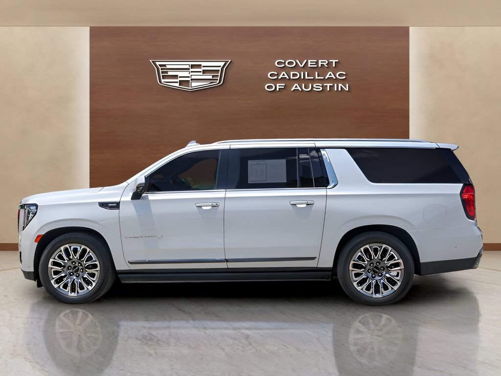 Used 2023 GMC Yukon XL Denali Ultimate AWD/4WD image 2