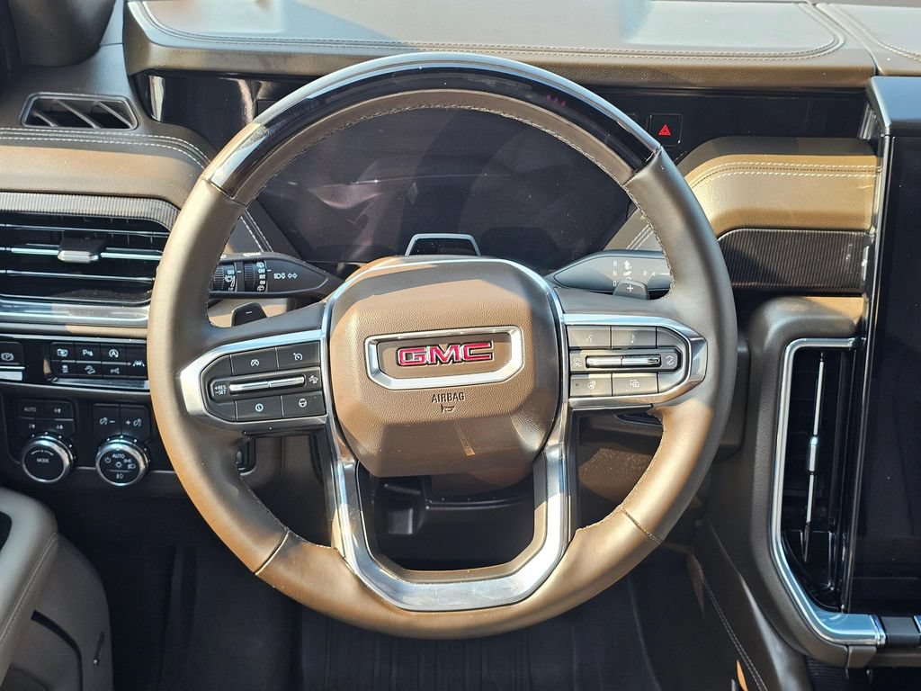 Used 2025 GMC Yukon XL Elevation AWD/4WD image 22