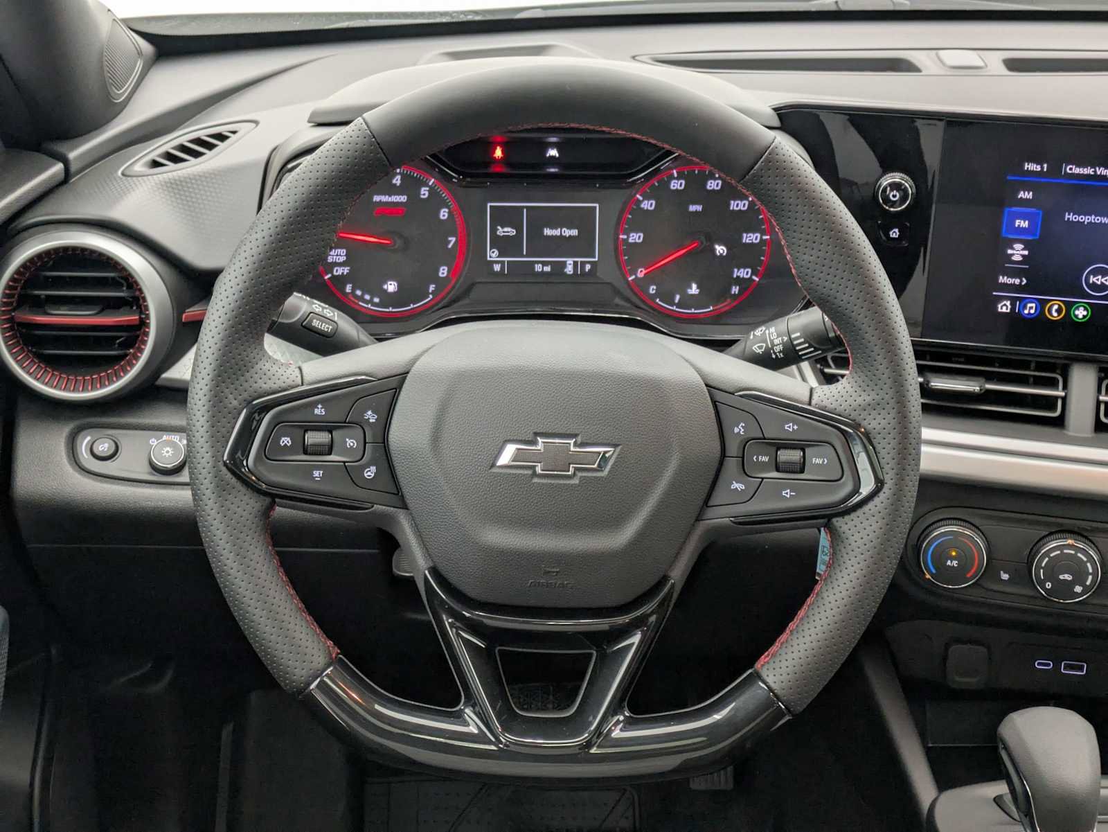 New 2026 Chevrolet Trax RS w/ Sunroof Package FWD image 24