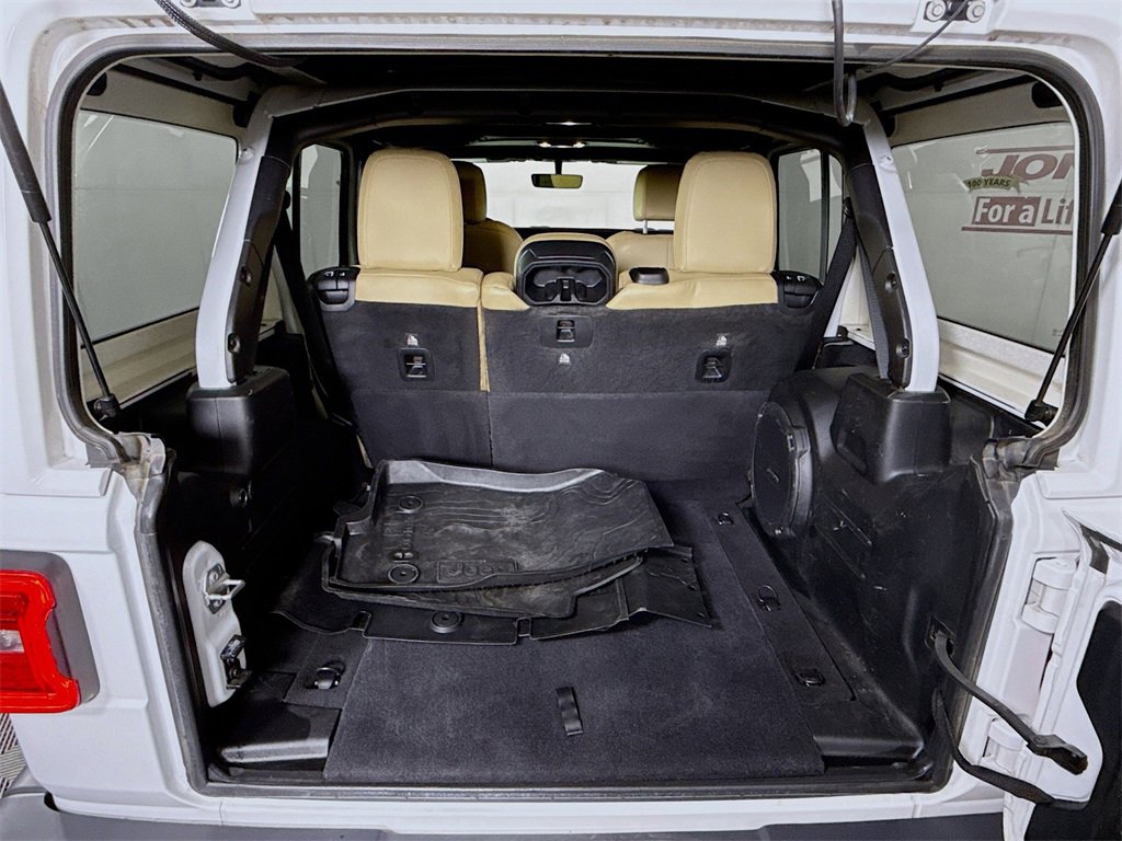 Used 2019 Jeep Wrangler Unlimited Sahara w/ Quick Order Package 24M Moab image 30