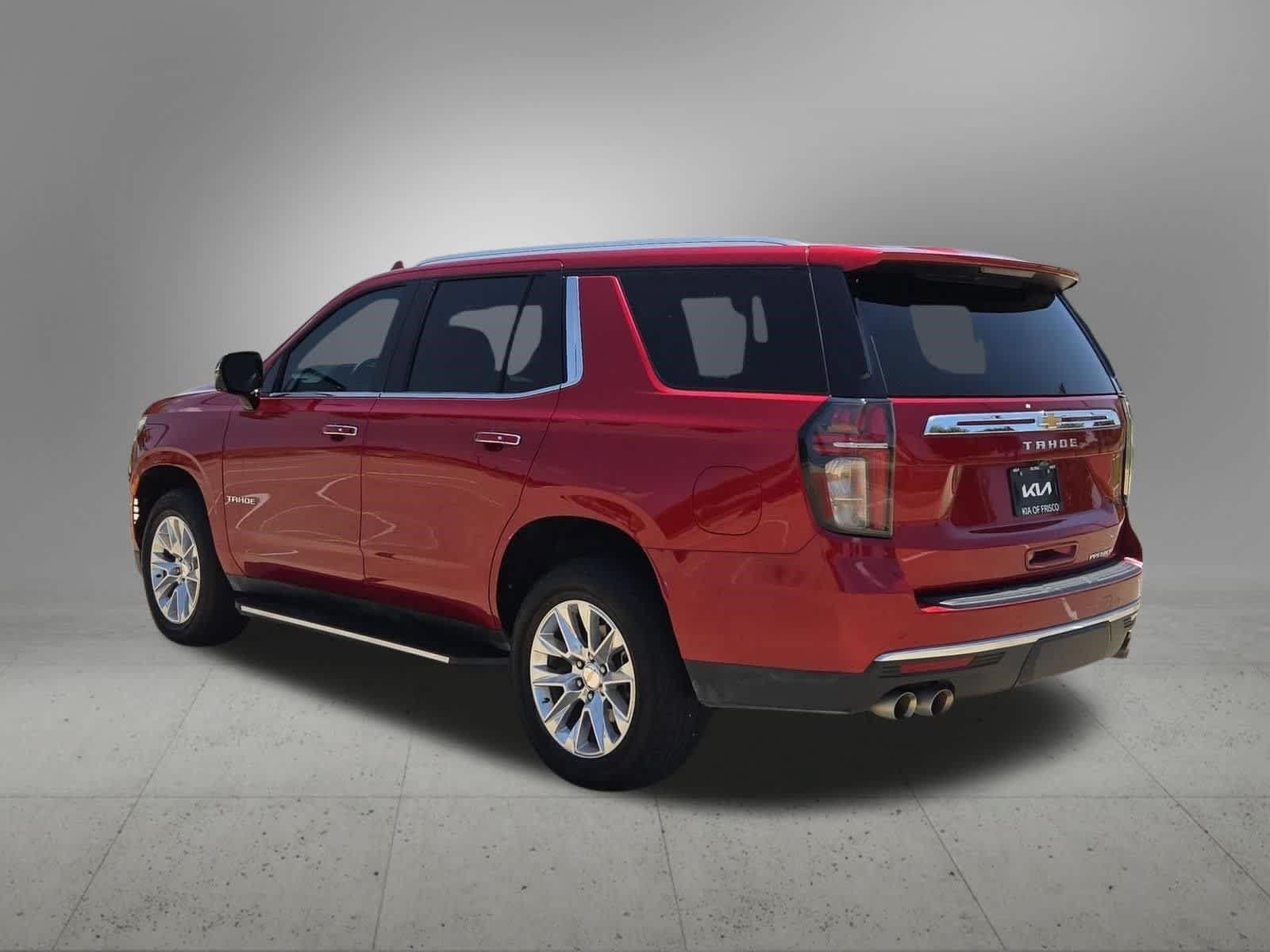 Used 2024 Chevrolet Tahoe Premier w/ Premium Package AWD/4WD image 4