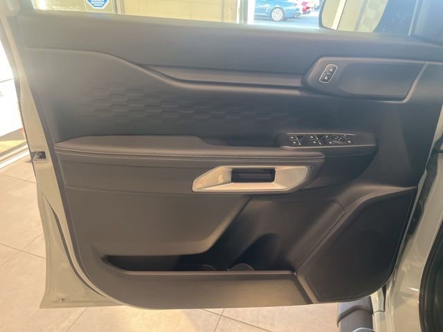Used 2024 Ford Ranger XLT image 11